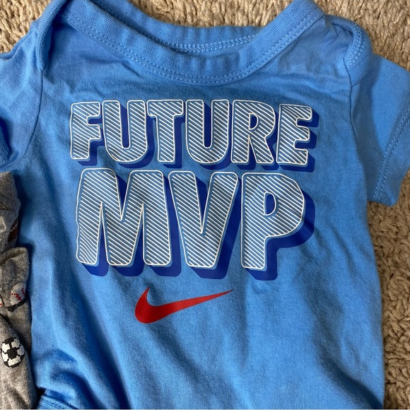 3 Nike Onesies, Infant Size 3 Months - Picture 4 of 10